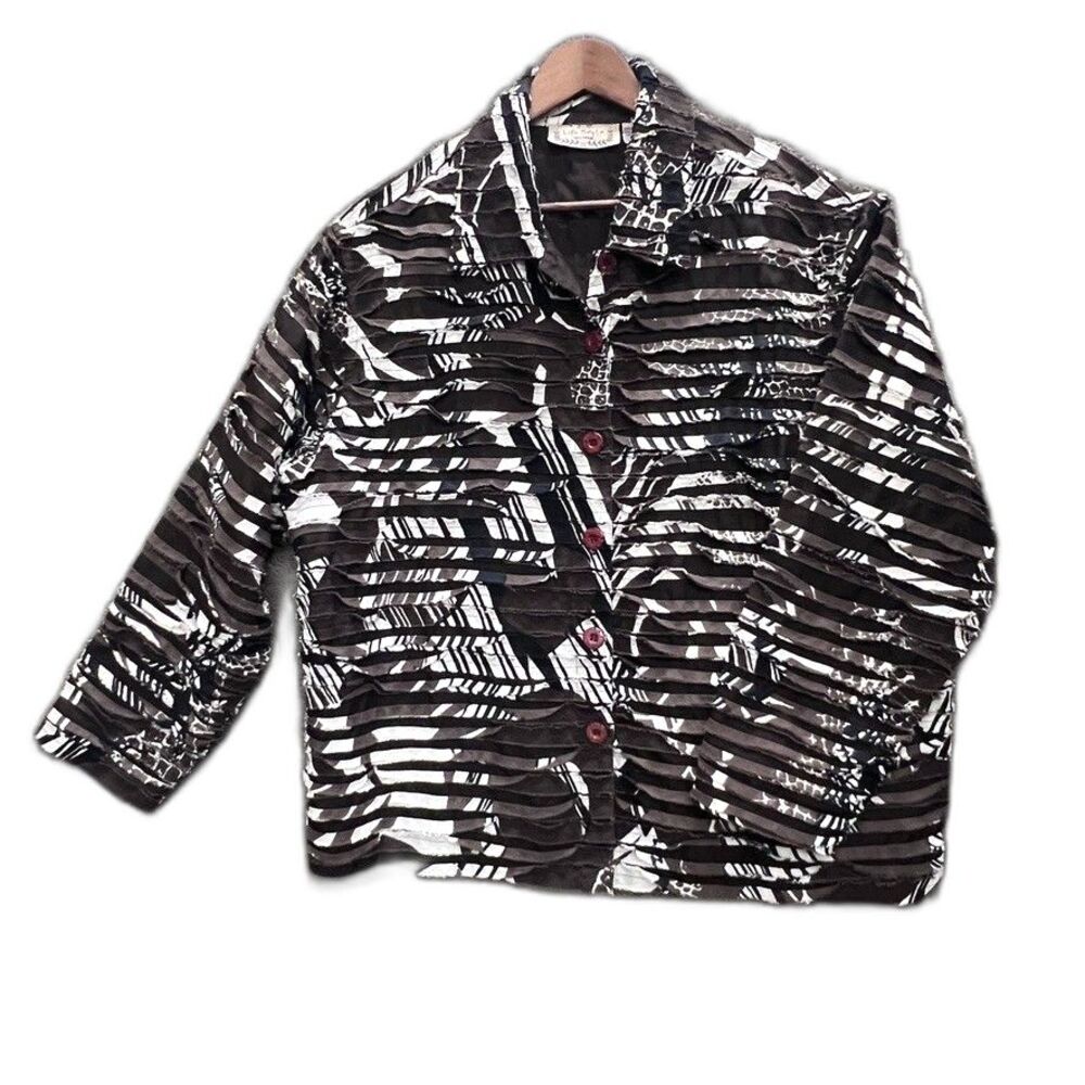 Life Style Women's Brown/Ivory Artsy Jacket Top shacket PLUS Size 3X Distressed